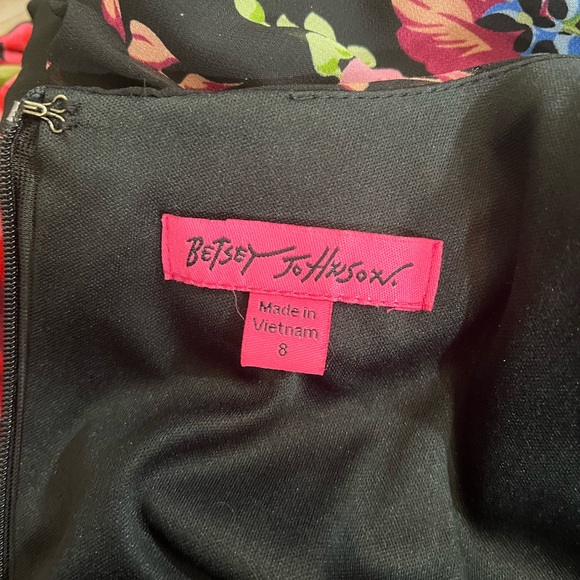 Betsey Johnson Black Long Sleeve Dress With Flower Design Size 8 - Picture 4 of 5